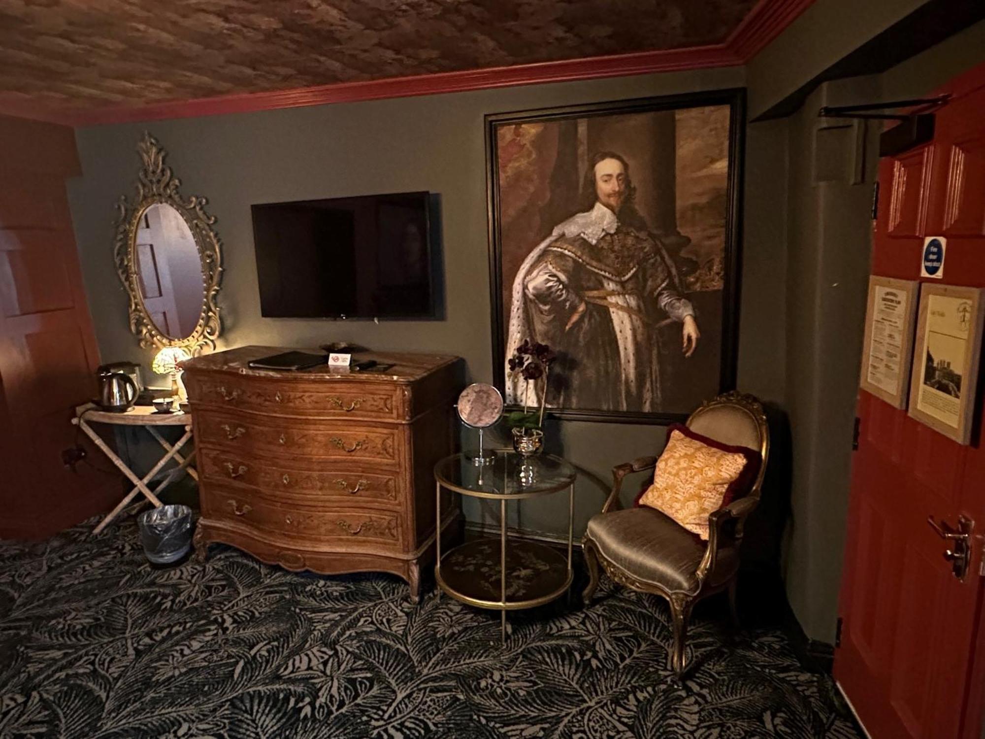 Golden Fleece York Hotel Bagian luar foto