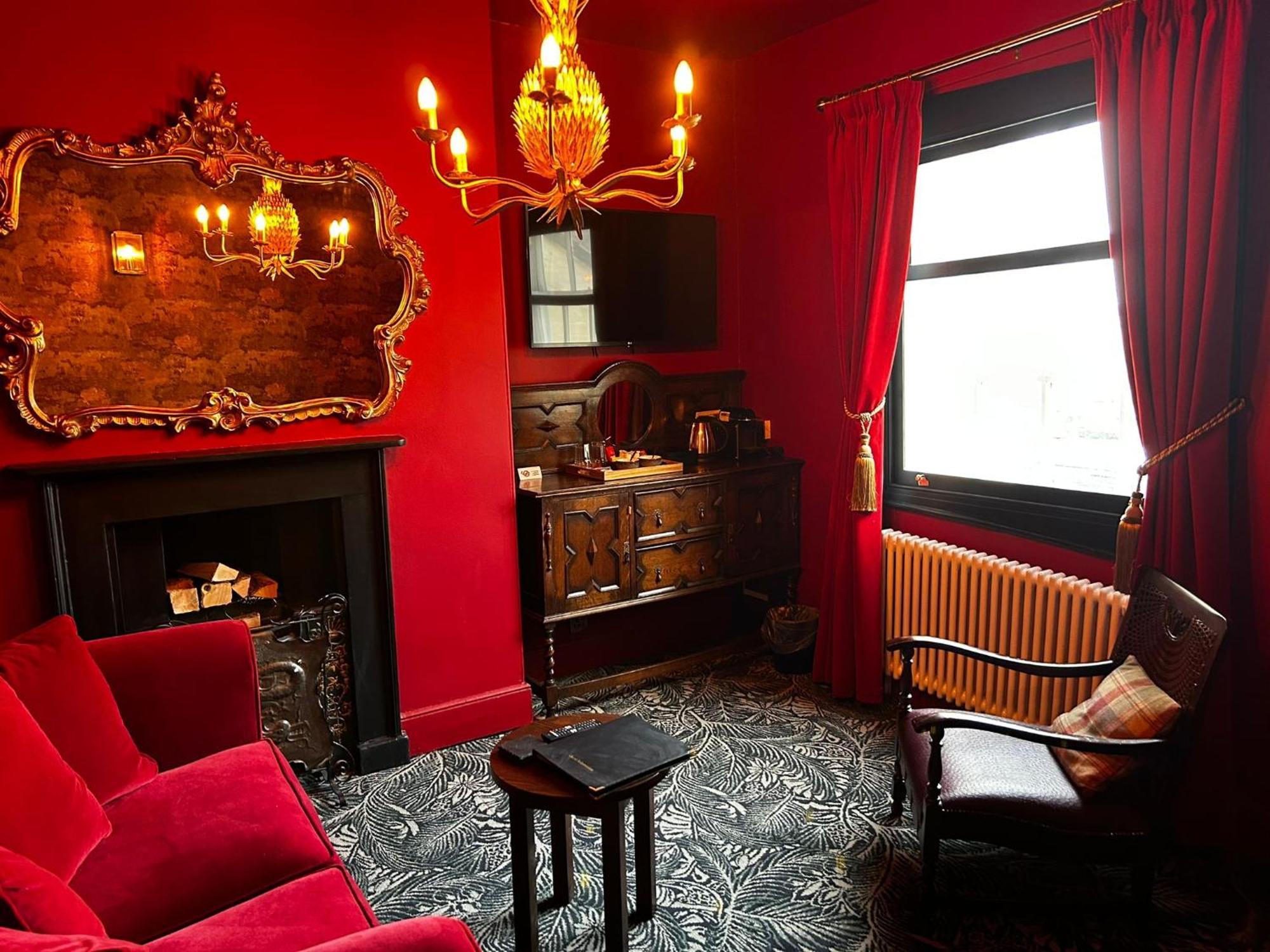 Golden Fleece York Hotel Bagian luar foto