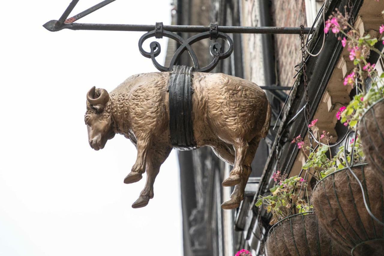 Golden Fleece York Hotel Bagian luar foto